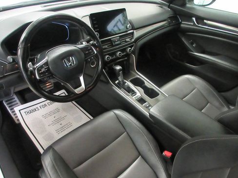 Used 2019 Honda Accord Sport image 19