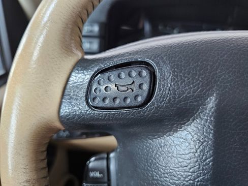 Used 2003 Land Rover Discovery SE image 31