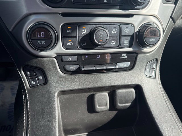 Used 2017 GMC Yukon SLT AWD/4WD image 25