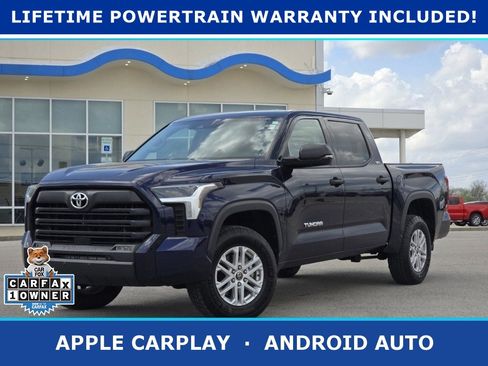 Used 2022 Toyota Tundra SR5 w/ SR5 Convenience Package AWD/4WD image 1