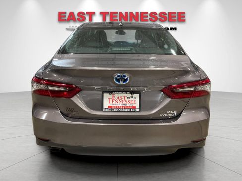 Used 2024 Toyota Camry XLE FWD image 4