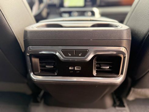 Used 2023 GMC Sierra 1500 Denali AWD/4WD image 19