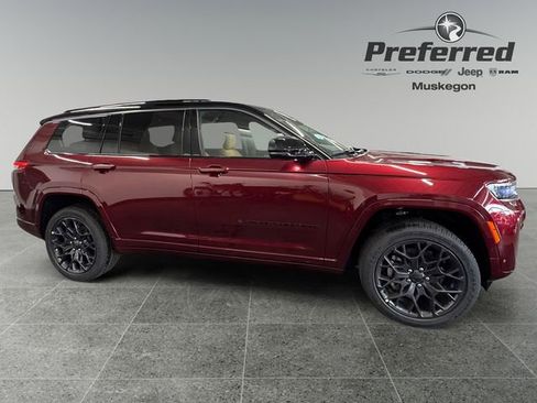 New 2026 Jeep Grand Cherokee L Summit AWD/4WD image 8