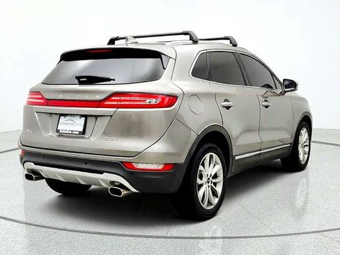 Used 2017 Lincoln MKC Select w/ Select Plus Package AWD/4WD image 5