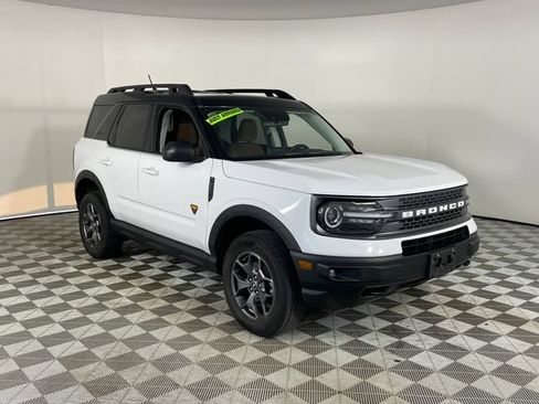 Certified 2024 Ford Bronco Sport Badlands w/ Premium Package AWD/4WD image 17