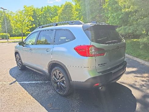 Certified 2022 Subaru Ascent Onyx Edition AWD/4WD image 7