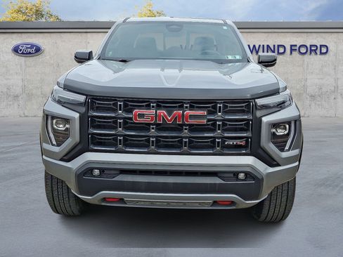 Used 2023 GMC Canyon AT4 image 2