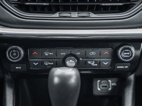 Used 2022 Jeep Compass High Altitude image 23