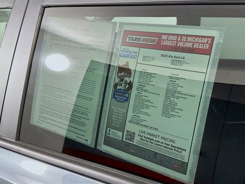 Used 2025 Kia Soul LX FWD image 13