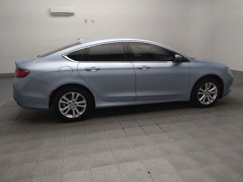 Used 2015 Chrysler 200 Limited w/ Convenience Group FWD image 10