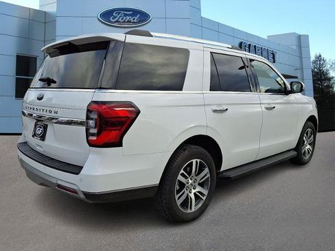 Certified 2024 Ford Expedition Limited image 6