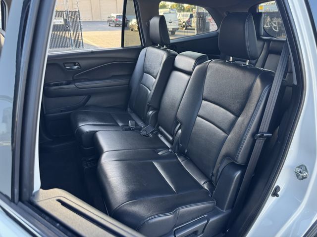 Used 2018 Honda Pilot Touring image 21