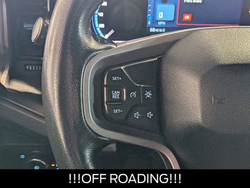 Used 2024 Ford Bronco Black Diamond w/ Sasquatch Package image 33