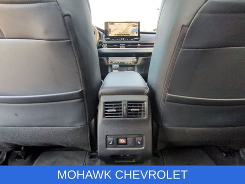 Used 2025 Mitsubishi Outlander SEL AWD/4WD image 23