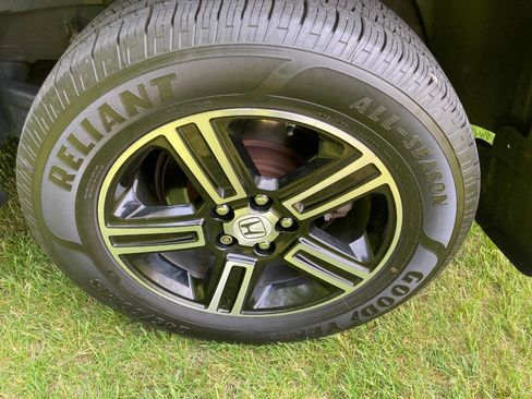 Used 2013 Honda Ridgeline Sport image 41