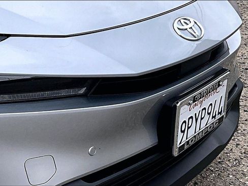 Used 2024 Toyota Prius LE image 27