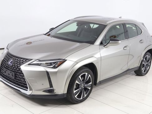 Used 2022 Lexus UX 250h w/ Premium Package AWD/4WD image 22