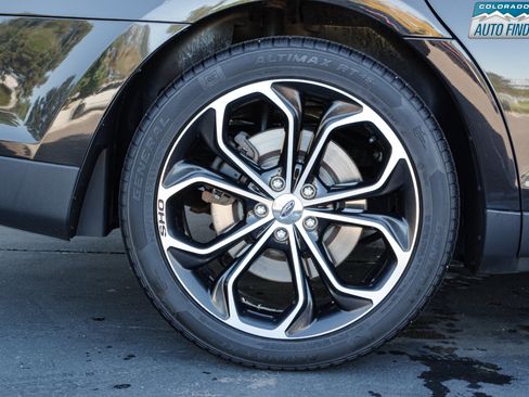 Used 2014 Ford Taurus SHO w/ Equipment Group 401A image 26