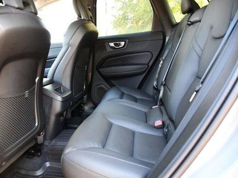 New 2025 Volvo XC60 B5 Plus w/ Protection Package Premier image 15