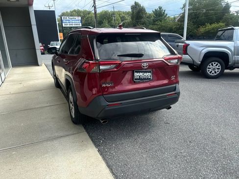 Used 2020 Toyota RAV4 XLE w/ All Weather Liner Package AWD/4WD image 4