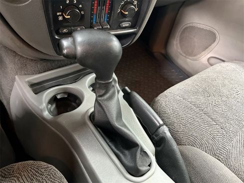 Used 2004 Chevrolet TrailBlazer LS w/ LS Preferred Equipment Group image 16