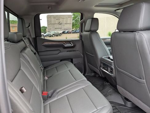 New 2026 GMC Sierra 1500 Elevation w/ Elevation Premium Package AWD/4WD image 32