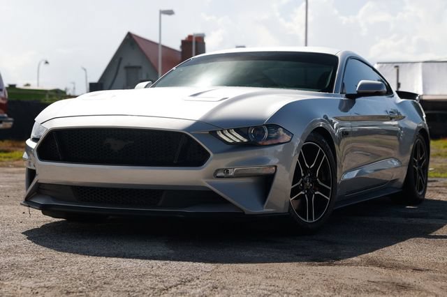 Used 2018 Ford Mustang GT Premium RWD image 1