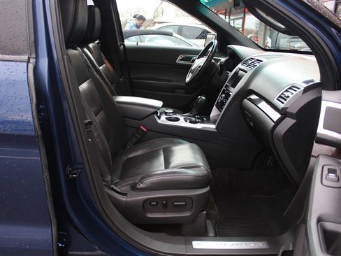Used 2012 Ford Explorer Limited image 29