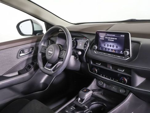 Used 2023 Nissan Rogue SV AWD/4WD image 22