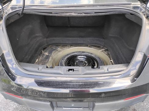 Used 2017 Ford Taurus Limited FWD image 12
