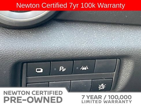 Used 2025 Nissan Versa S w/ Trunk Package FWD image 14