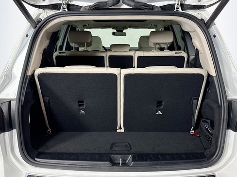 Used 2023 Mercedes-Benz GLB 250 4MATIC image 24