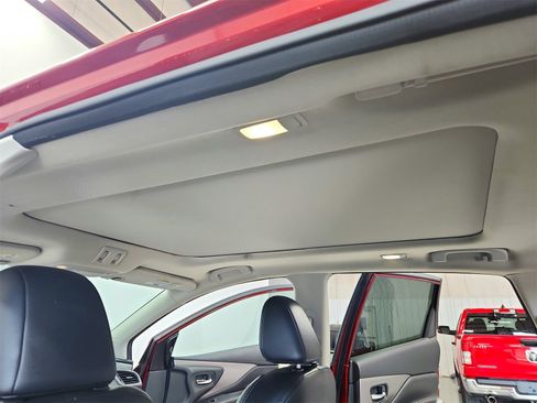 Used 2023 Nissan Murano SL w/ SL Moonroof Package image 26