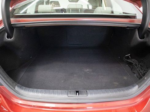 Used 2022 Genesis G70 2.0T image 7