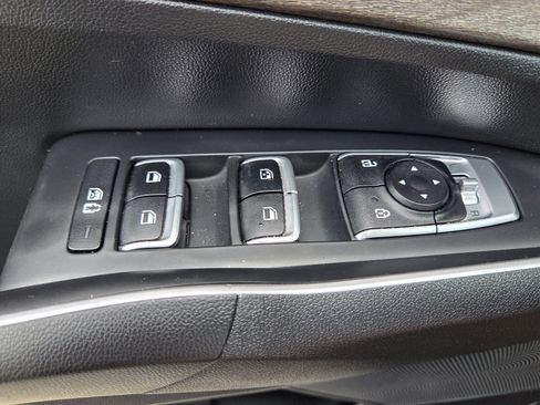 Used 2022 Kia Sorento EX w/ Panoramic Sunroof Package FWD image 16
