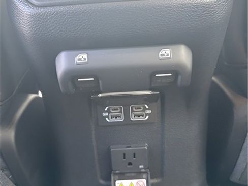 New 2026 Jeep Wrangler Unlimited Rubicon image 32