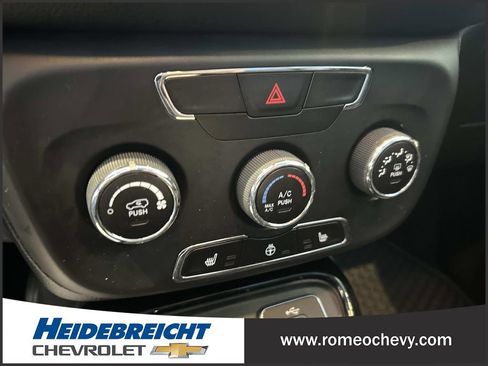 Used 2018 Jeep Compass Latitude image 24