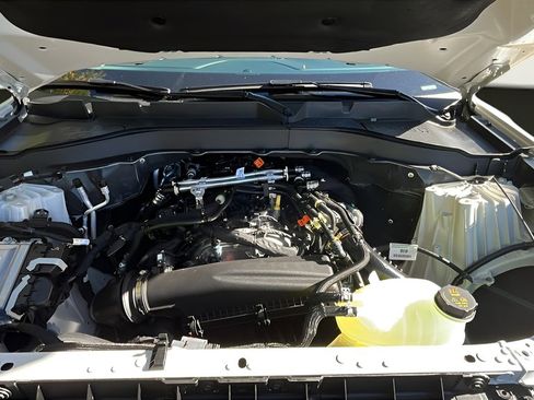 New 2026 Ford Explorer Active w/ Active Comfort Package image 29