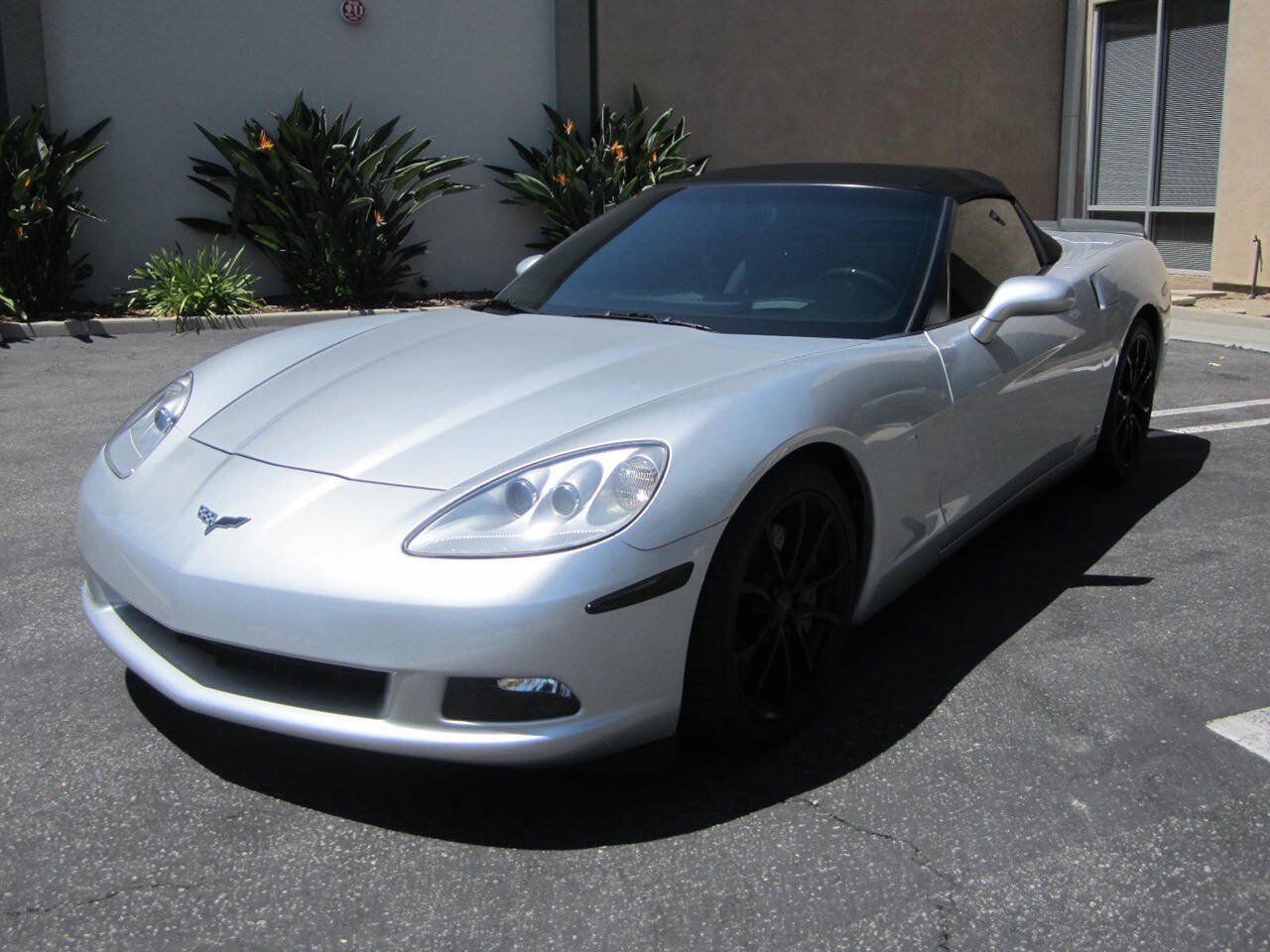 Used 2009 Chevrolet Corvette Convertible w/ Preferred Equipment Group RWD image 6