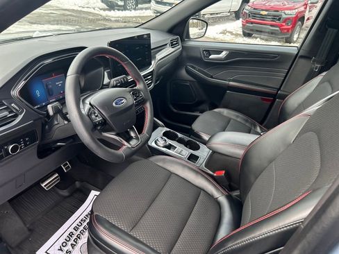 Used 2023 Ford Escape ST-Line w/ Tech Pack #1 image 11
