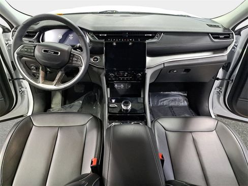 Certified 2023 Jeep Grand Cherokee L Limited w/ Black Appearance Package image 2