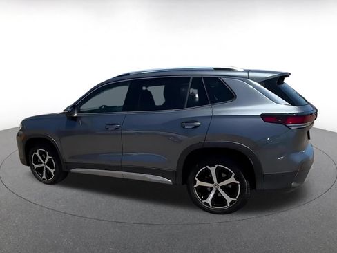 Used 2026 Volkswagen Tiguan SE AWD/4WD image 8