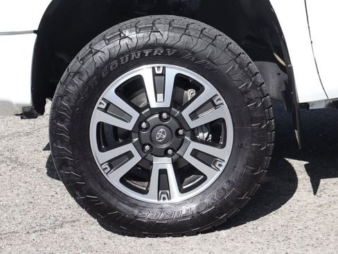 Used 2018 Toyota Tundra SR5 w/ TRD Sport Package AWD/4WD image 40