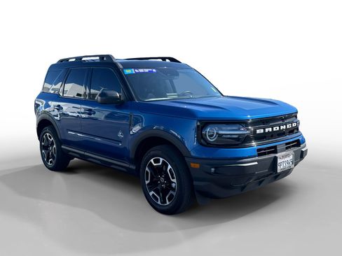Used 2024 Ford Bronco Sport Outer Banks w/ Tech Package AWD/4WD image 7