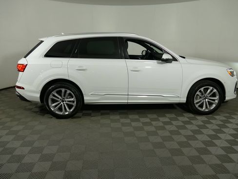 Used 2025 Audi Q7 3.0T Premium Plus AWD/4WD image 2