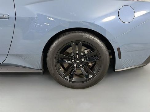 Used 2025 Ford Mustang GT RWD image 34