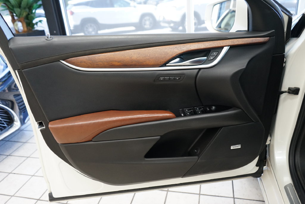 Used 2015 Cadillac XTS Vsport Premium AWD/4WD image 26