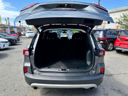 Used 2024 Ford Escape Active w/ Tech Pack #1 AWD/4WD image 6