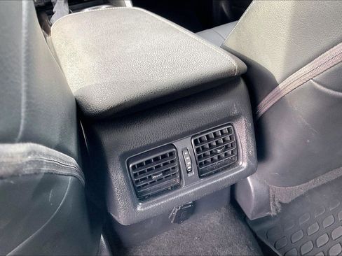 Used 2022 Toyota Camry XSE image 34