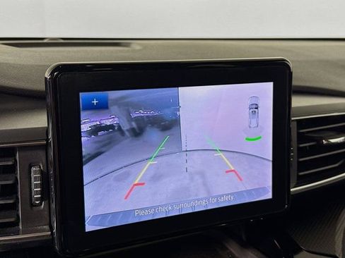 Used 2022 Ford Explorer ST image 16